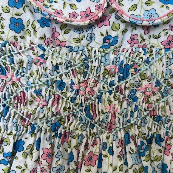 Sleeveless flower print bubble. - Picture 3 of 5